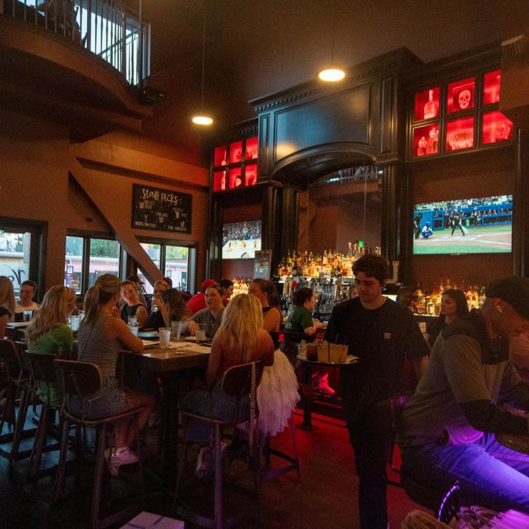 carpaccio with arugula and tomato